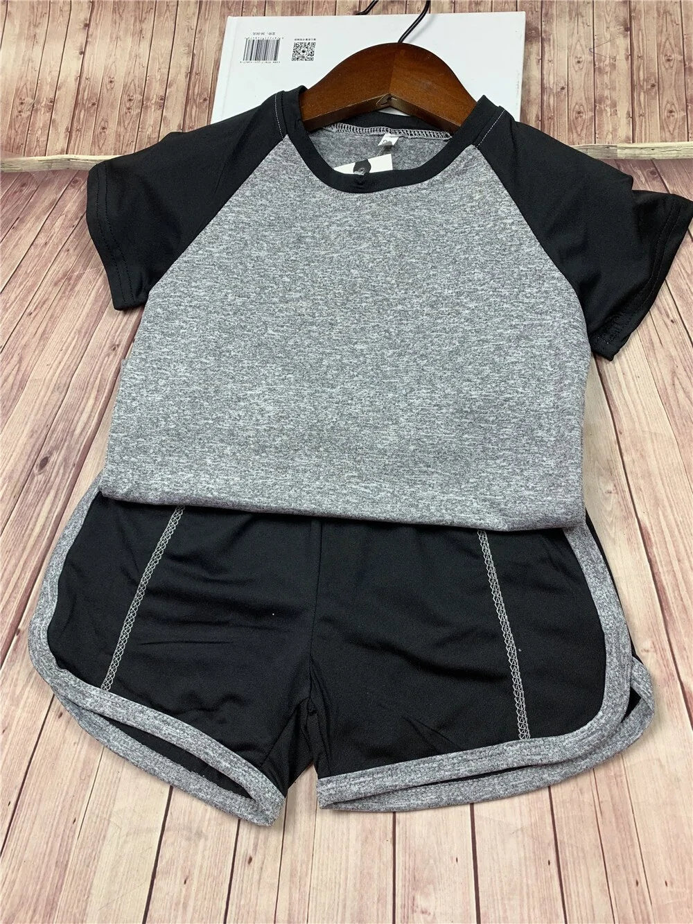 Kids Fitness T-shirt and Shorts