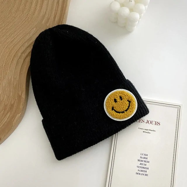 Unisex Smiley Face Warm Knitted Hat